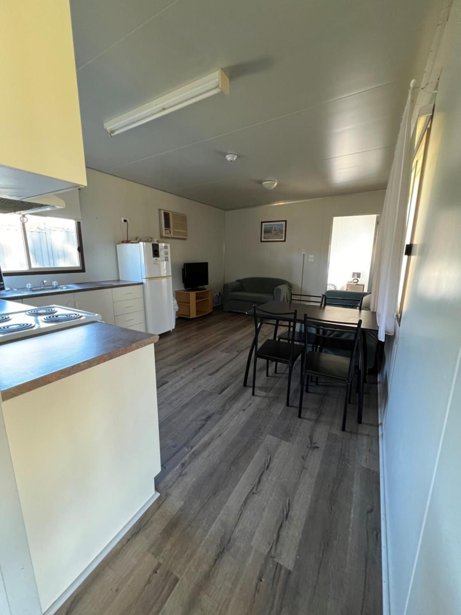 Pioneer Tourist Park 3* Deniliquin